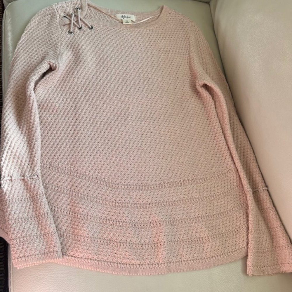 Ladies Style & Company Sweater